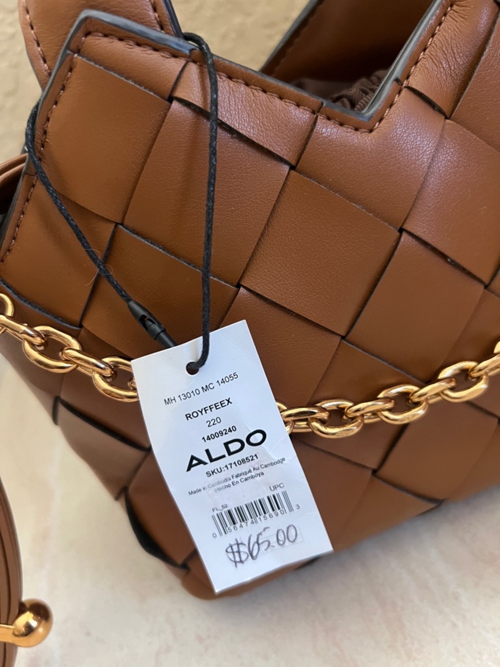 Aldo Royffe small Bucket Bag - Picture 5 of 8